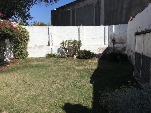 EXCELENTE CASA A LA VENTA EN  BV SAN JUAN 1589 - B° PASO DE LOS ANDES 
