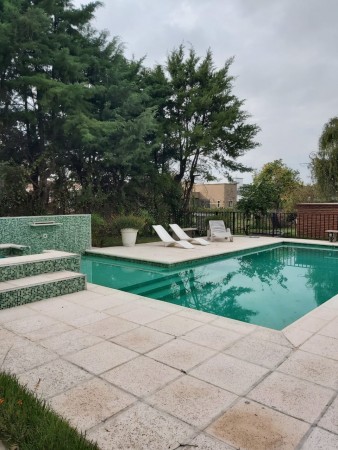 CASA EN ALQUILER VILLA ALLENDE - LA HERRADURA