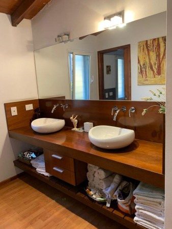 CASA EN VENTA - GRANJA DE FUNES