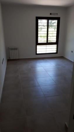 DÚPLEX A LA VENTA EN NUEVA URCA