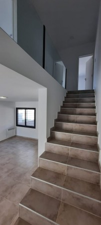 DÚPLEX A LA VENTA EN NUEVA URCA